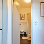 Lejlighed 2 Stylische Separate Mit Zwei Privaten Stellplaetzen Fuer Bis Zu 8 Personen Und Stadtnah Koblenz (Rhineland-Palatinate)