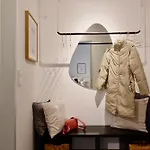 Lejlighed 2 Stylische Separate Mit Zwei Privaten Stellplaetzen Fuer Bis Zu 8 Personen Und Stadtnah *