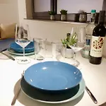 2 Stylische Separate Mit Zwei Privaten Stellplaetzen Fuer Bis Zu 8 Personen Und Stadtnah * Koblenz (Rhineland-Palatinate)