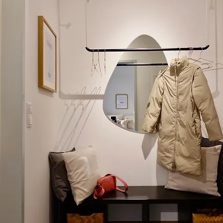 Апартаменты 2 Stylische Separate Mit Zwei Privaten Stellplaetzen Fuer Bis Zu 8 Personen Und Stadtnah *