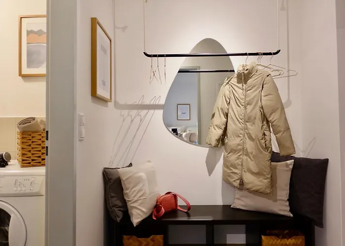 Apartamento 2 Stylische Separate Mit Zwei Privaten Stellplaetzen Fuer Bis Zu 8 Personen Und Stadtnah *