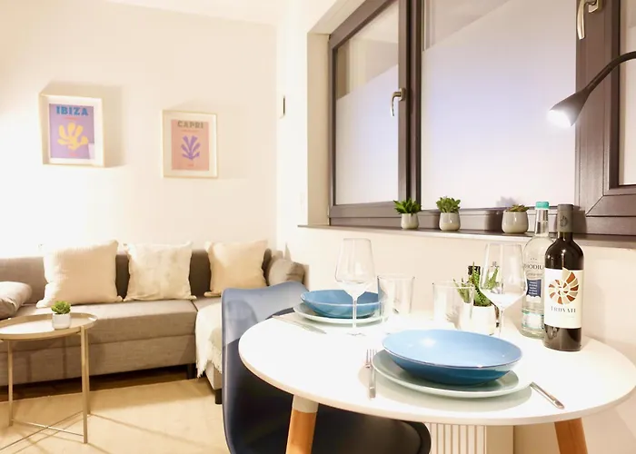 2 Stylische Separate Mit Zwei Privaten Stellplaetzen Fuer Bis Zu 8 Personen Und Stadtnah * Koblenz (Rhineland-Palatinate)
